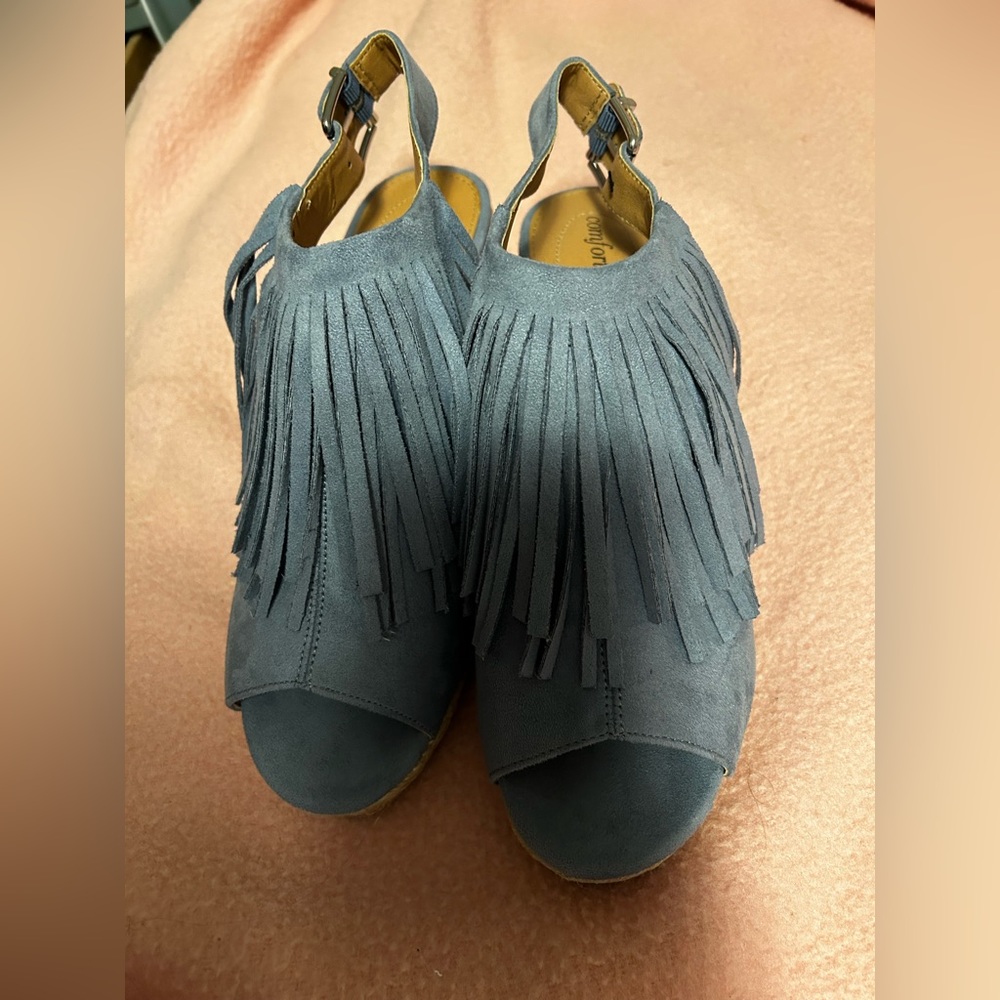 Ladies Blue Suede Open Toed Shoes